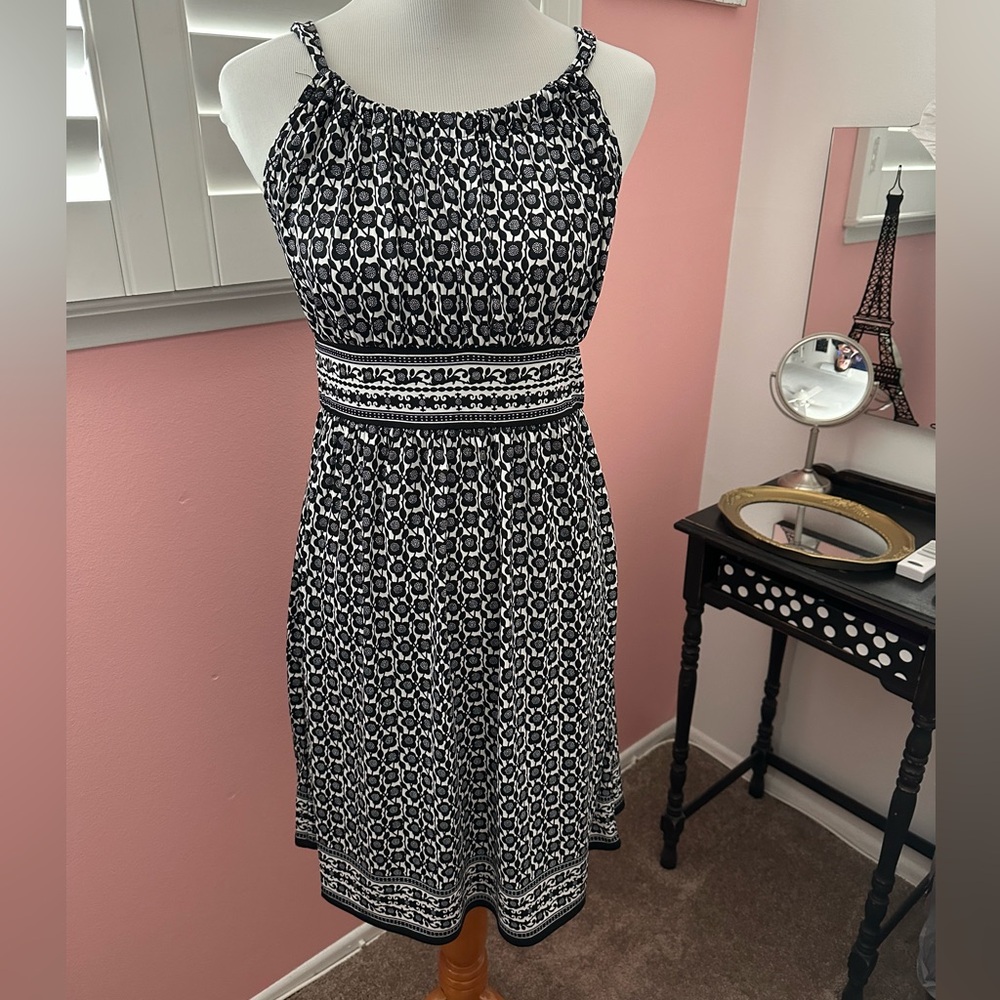 NWT Max Studio Size M Dress